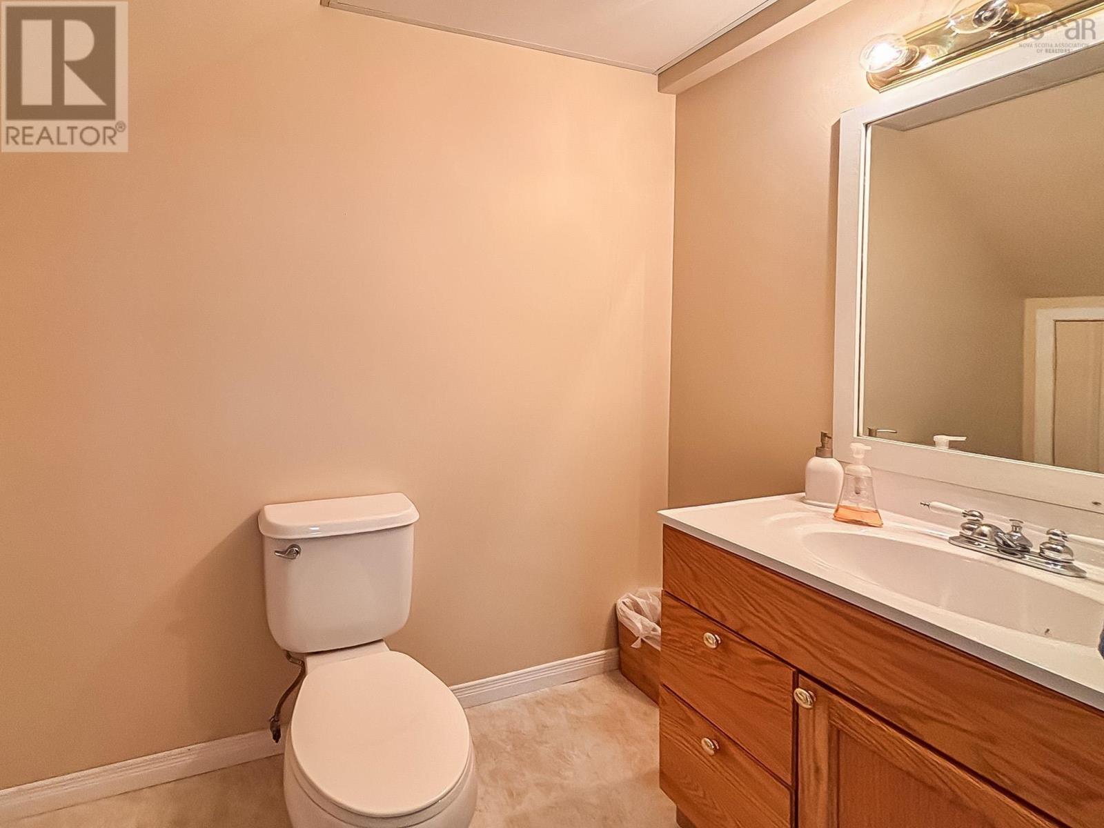 Property 33 of 39 of 672 Molega Lake Road