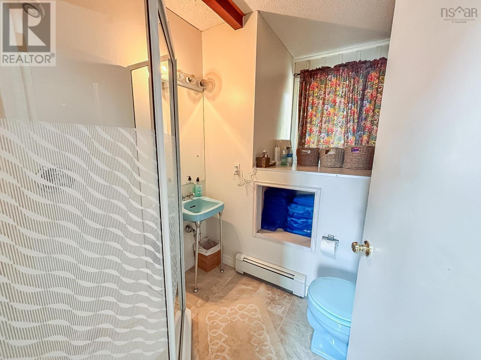 Property 27 of 39 of 672 Molega Lake Road