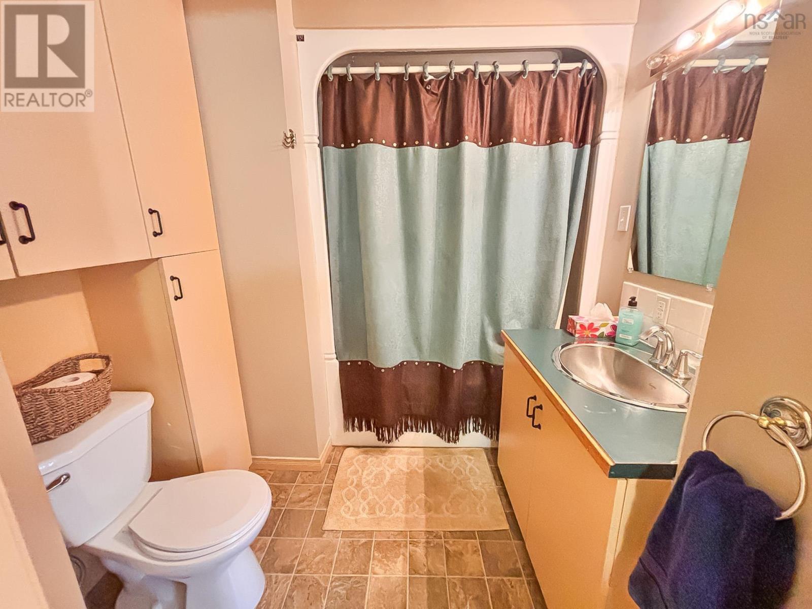 Property 29 of 39 of 672 Molega Lake Road