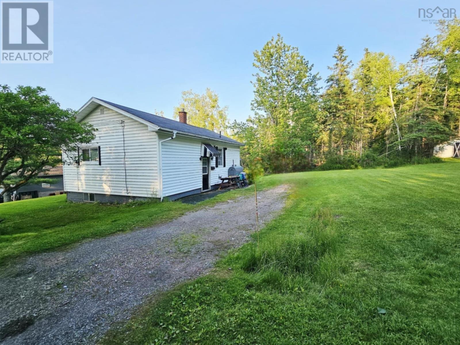 Property 7 of 41 of 156 Greenfield Road