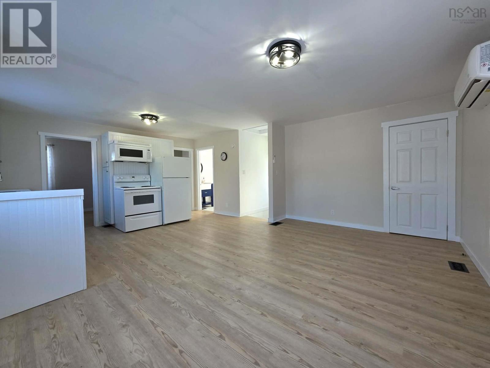 Property 27 of 41 of 156 Greenfield Road