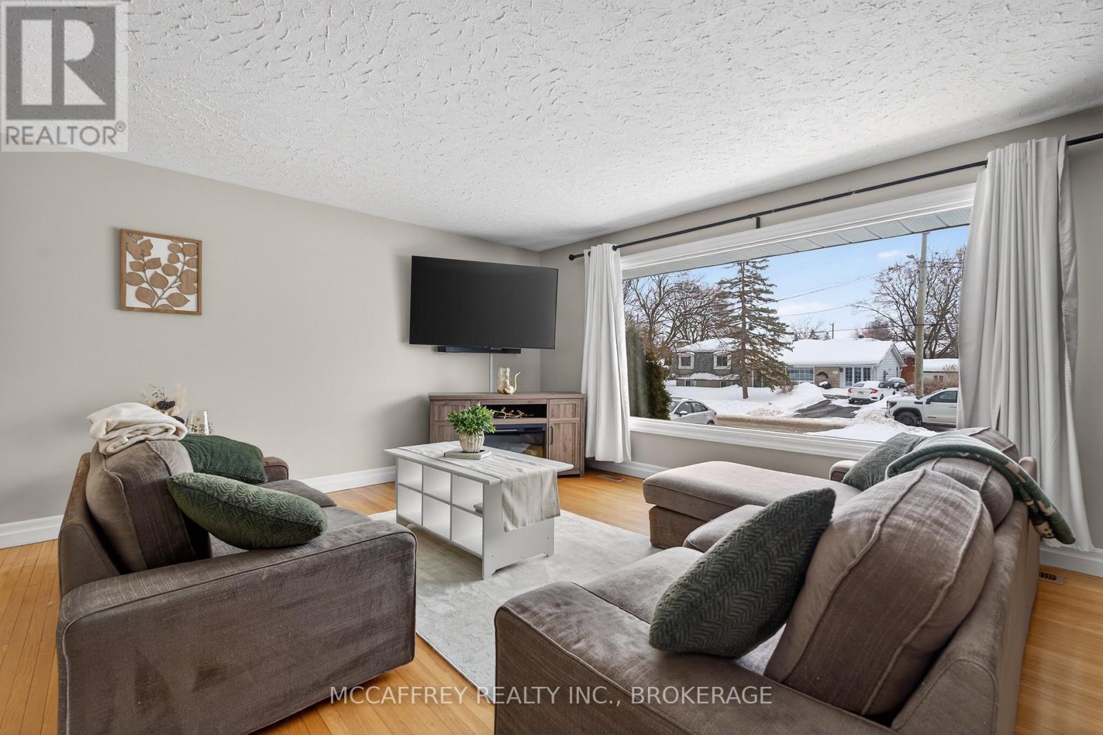 31 MEADOWVALE AVENUE, Belleville (Belleville Ward), Ontario, K8N4N7 — Photo 5