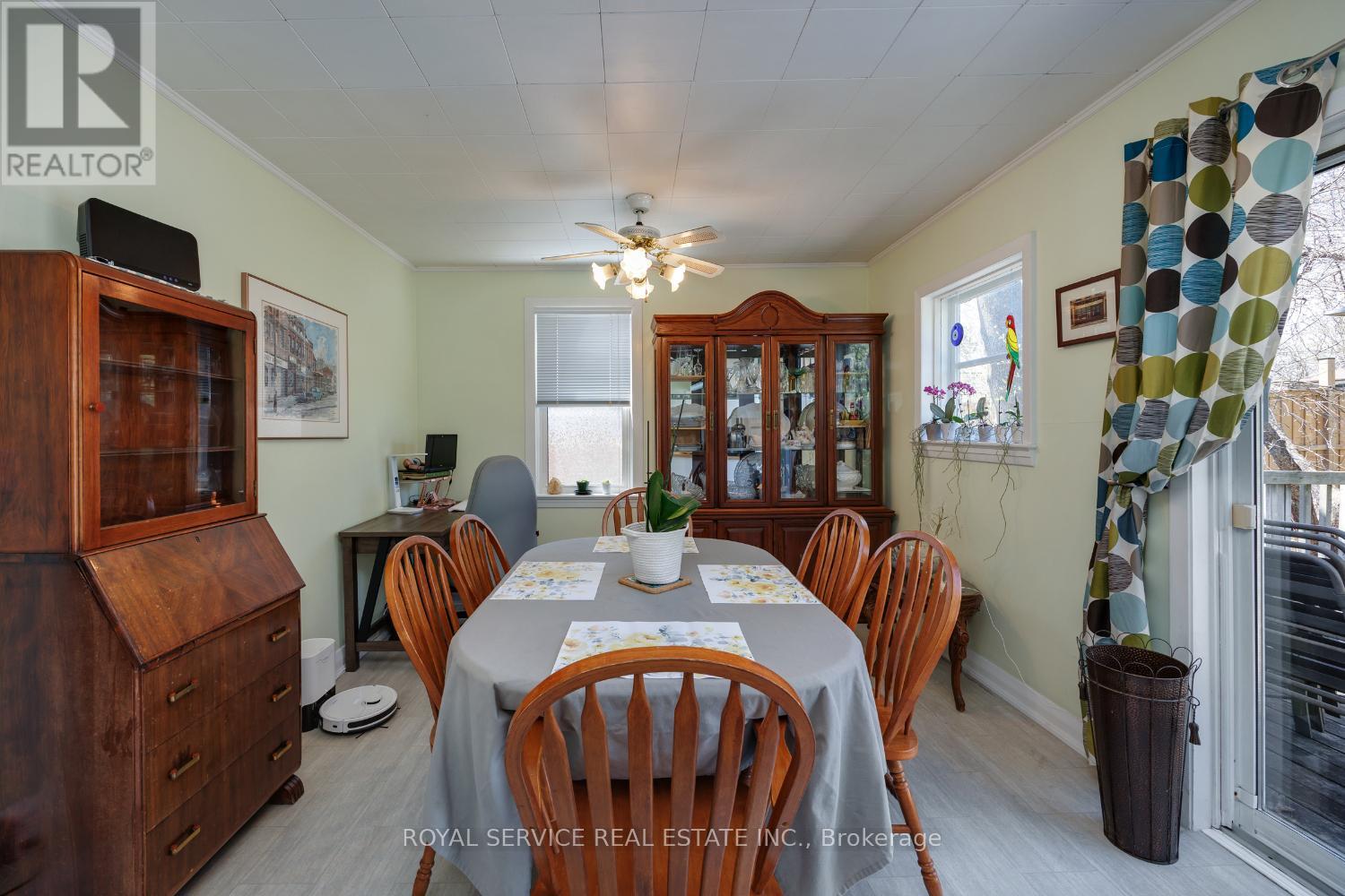 210 SHELBOURNE STREET - 13