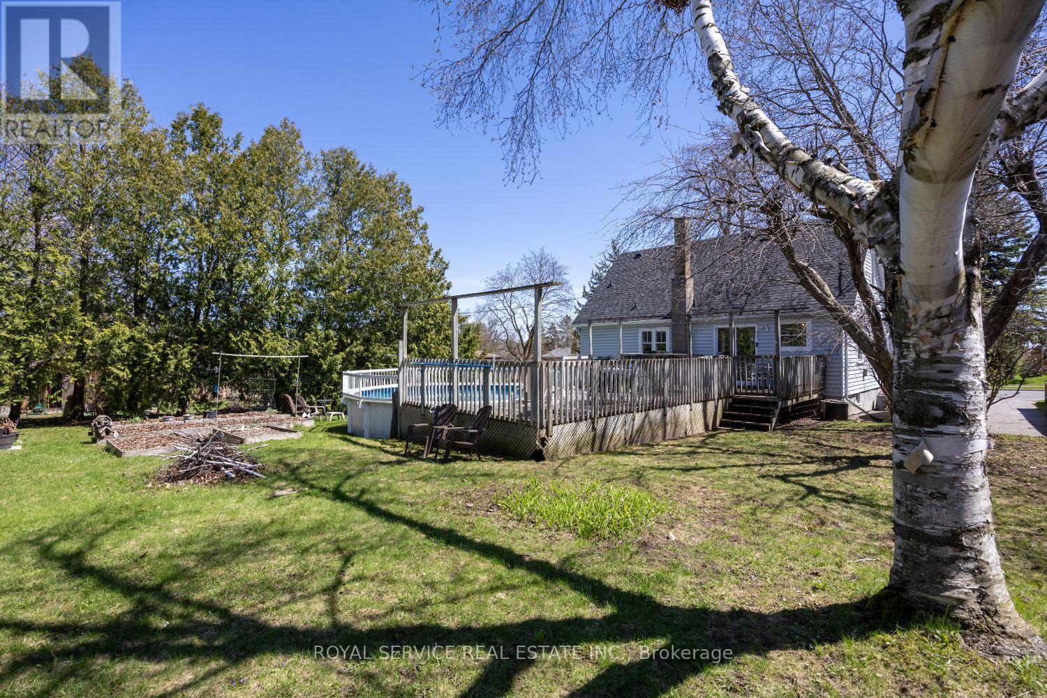 210 SHELBOURNE STREET - 33