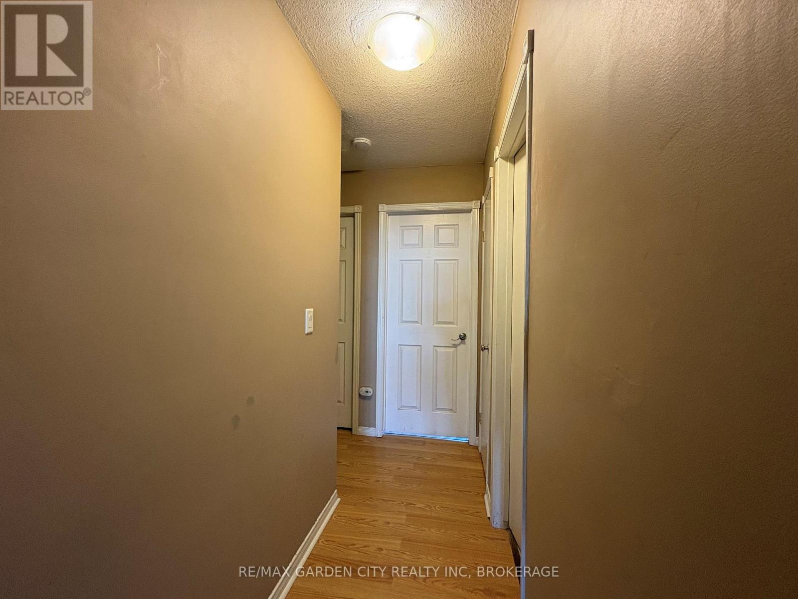 23 POPLAR CRESCENT - 10