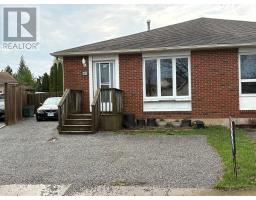 23 POPLAR CRESCENT