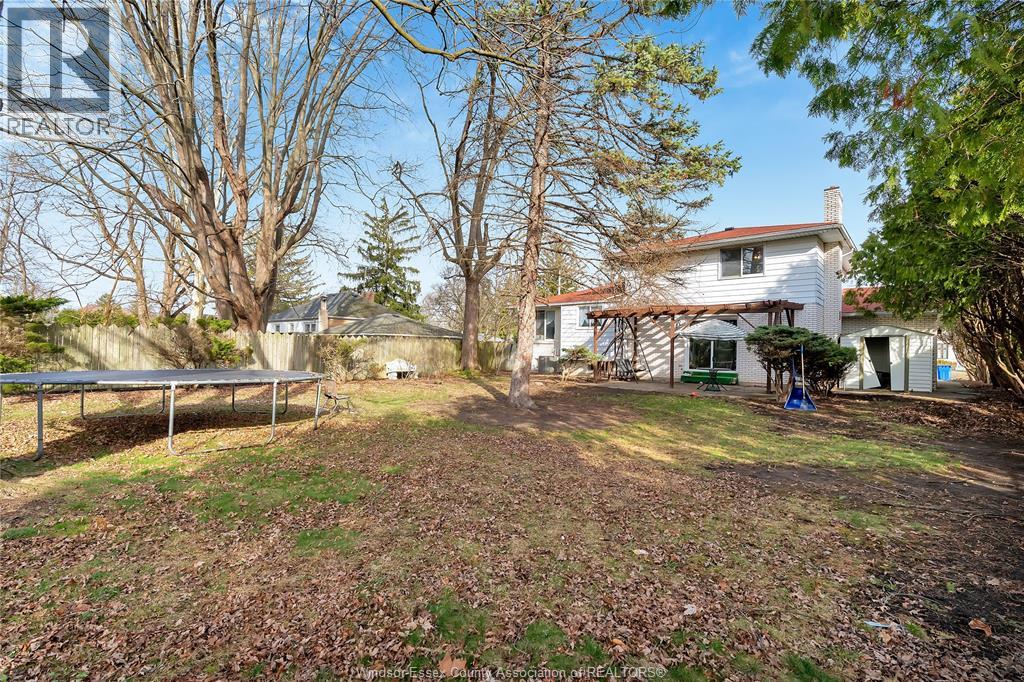 655 ROSELAND DRIVE South — photo 26