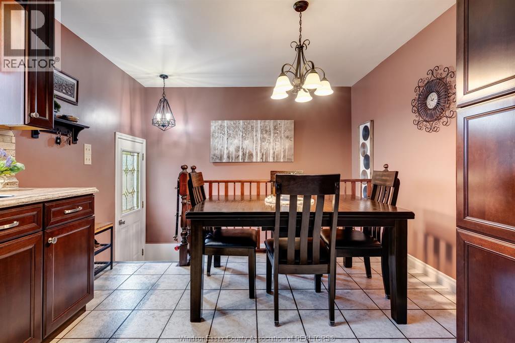1654 Fairlea CRESCENT - 10