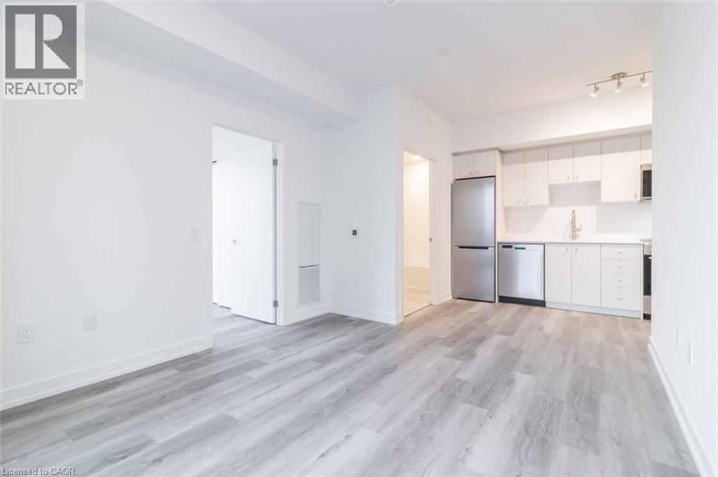 15 WELLINGTON Street S Unit# 2102, Kitchener, Ontario, N2G0E4 — Photo 11