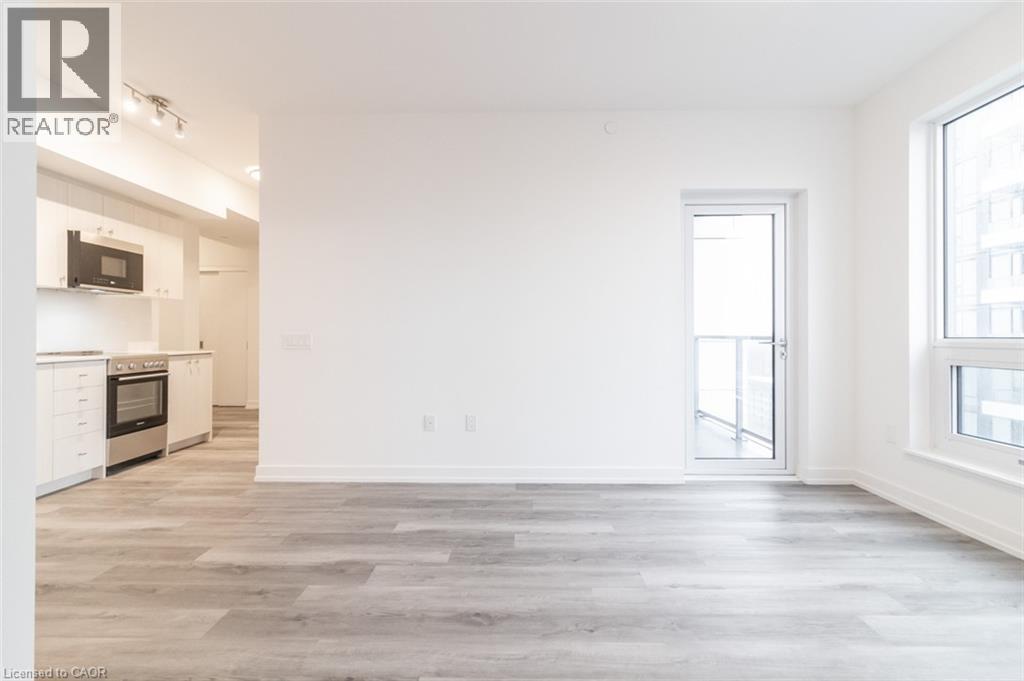 15 WELLINGTON Street S Unit# 2102, Kitchener, Ontario, N2G0E4 — Photo 12