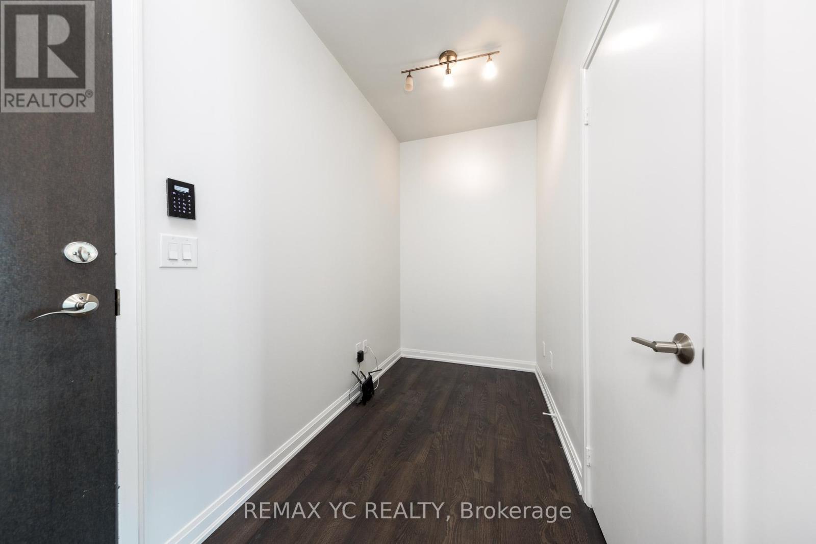 #1602 11 BOGERT AVENUE - 22