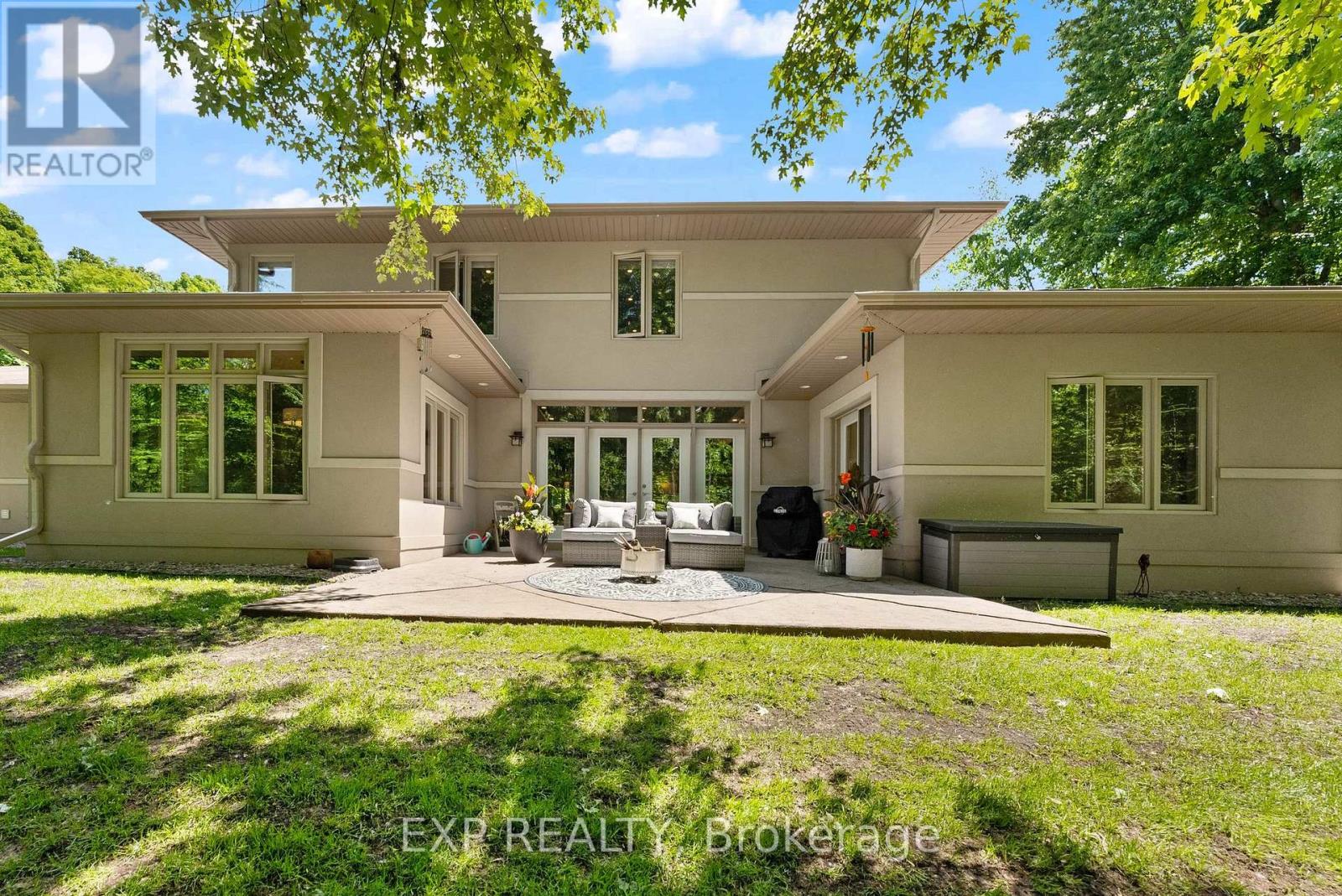 5759 QUEENSCOURT CRESCENT - 5
