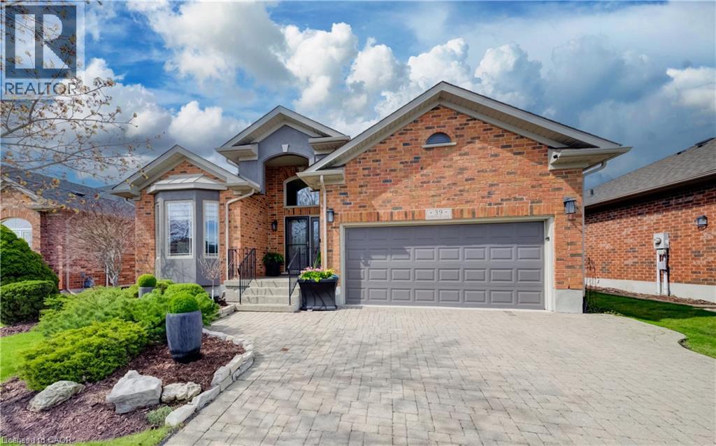 39 SHIREFIELD Lane, New Hamburg, Ontario, N3A4L8 — Photo 2