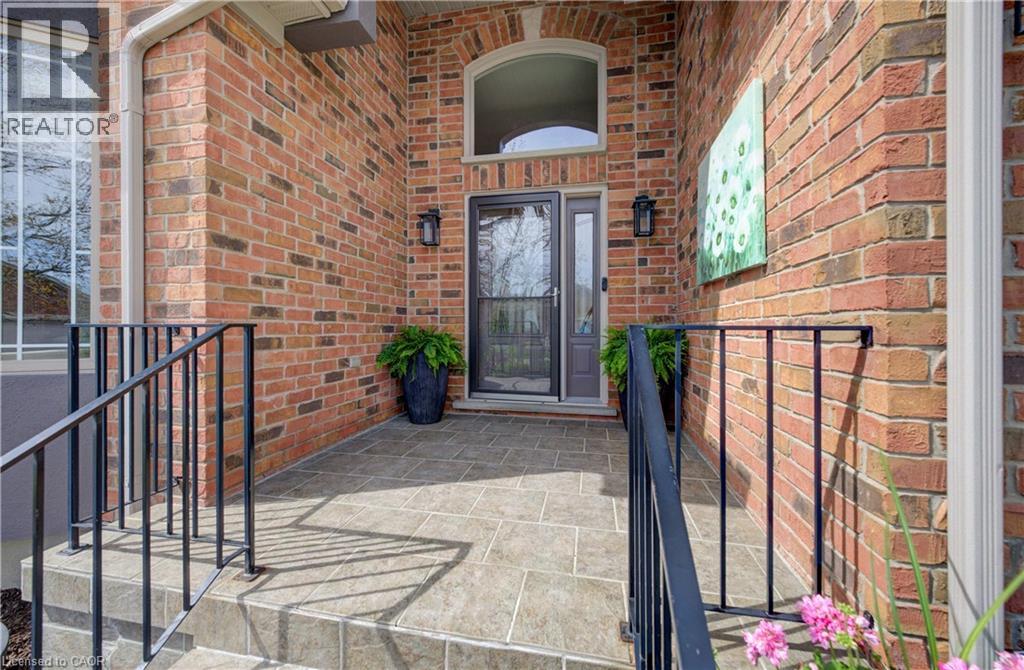 39 SHIREFIELD Lane, New Hamburg, Ontario, N3A4L8 — Photo 3