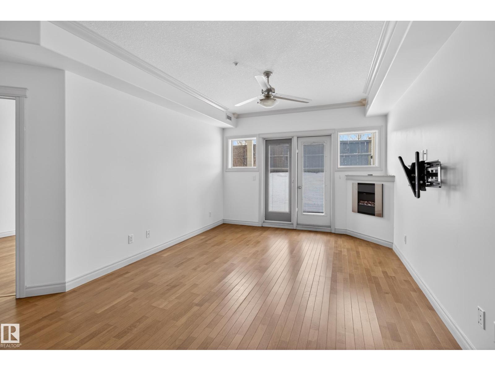 #105 10121 80 AV NW, Edmonton