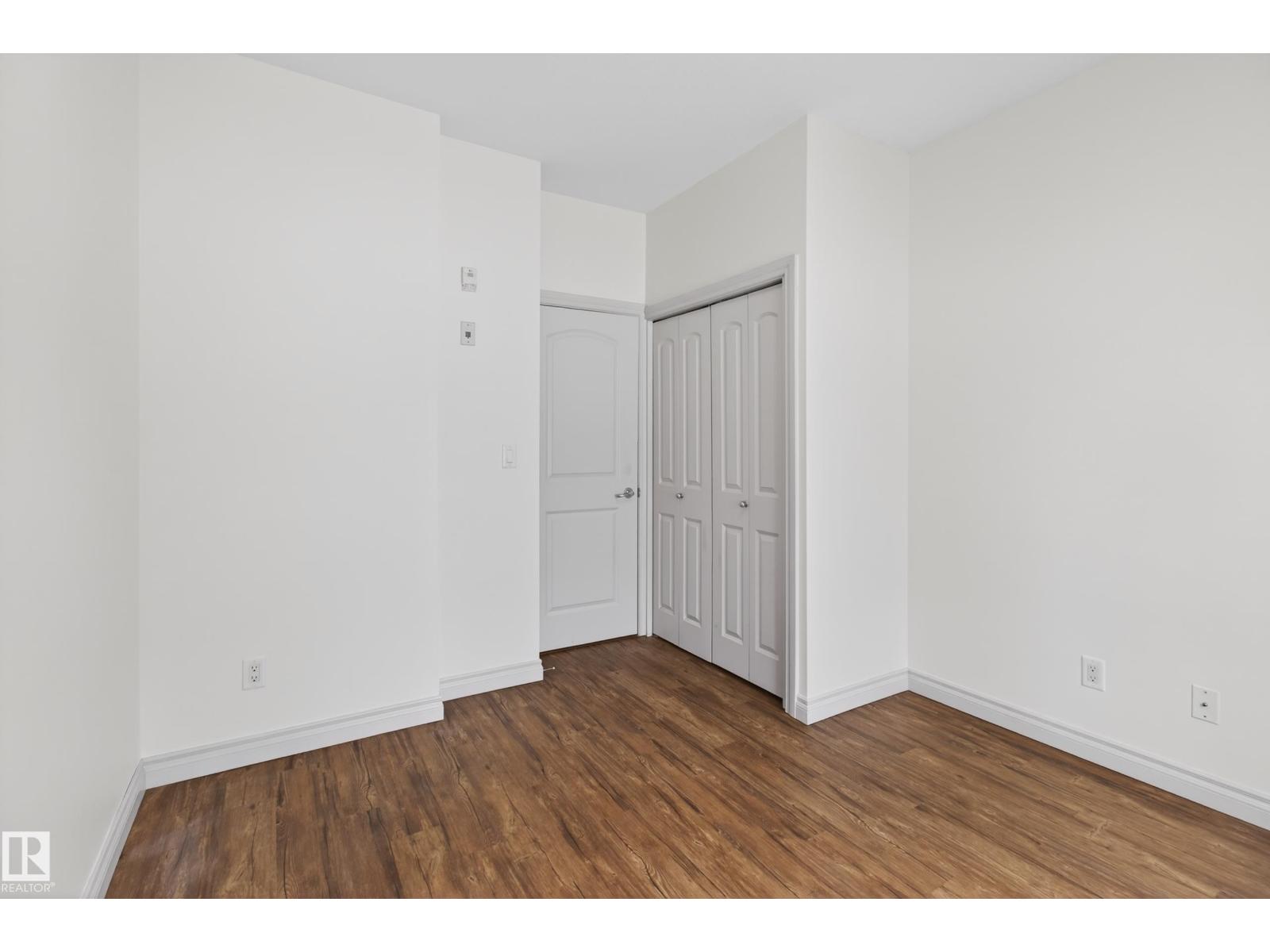 #105 10121 80 AV NW, Edmonton