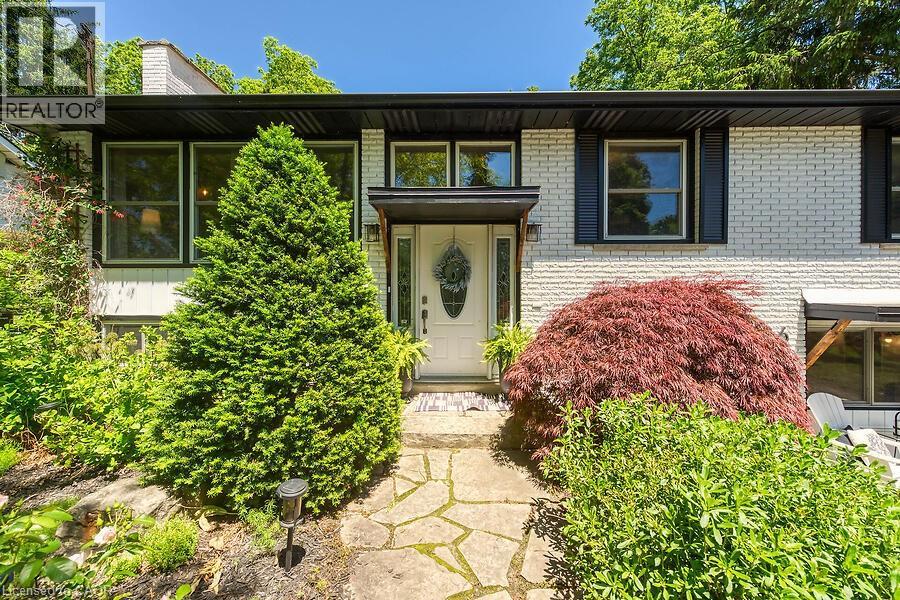 486 WINNIETT Street - 2