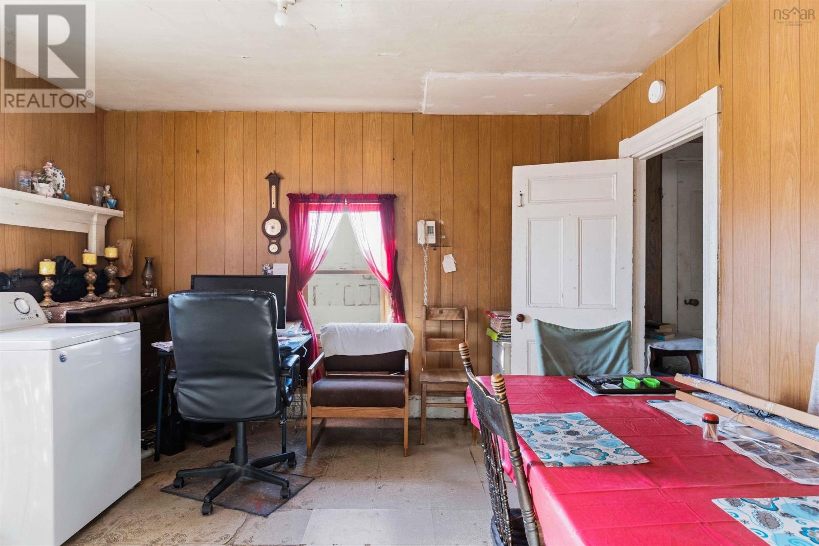 Property 6 of 14 of 3041 Highway 1