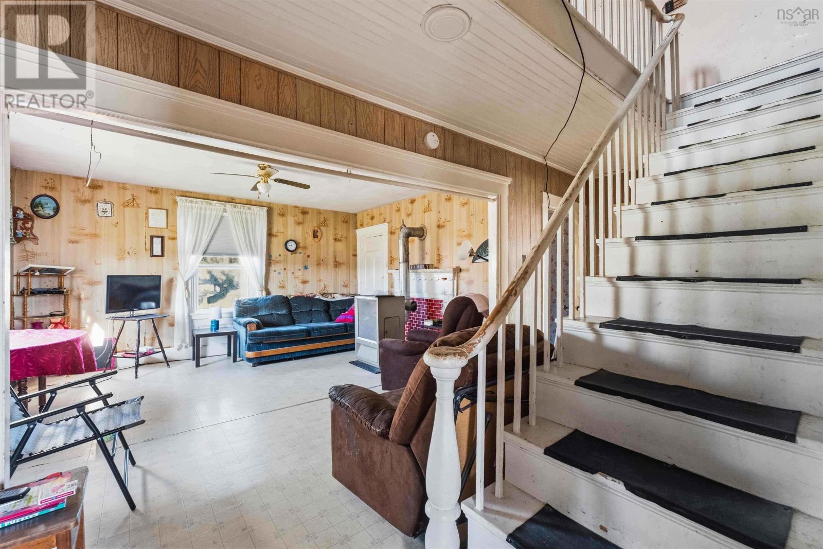 Property 2 of 14 of 3041 Highway 1