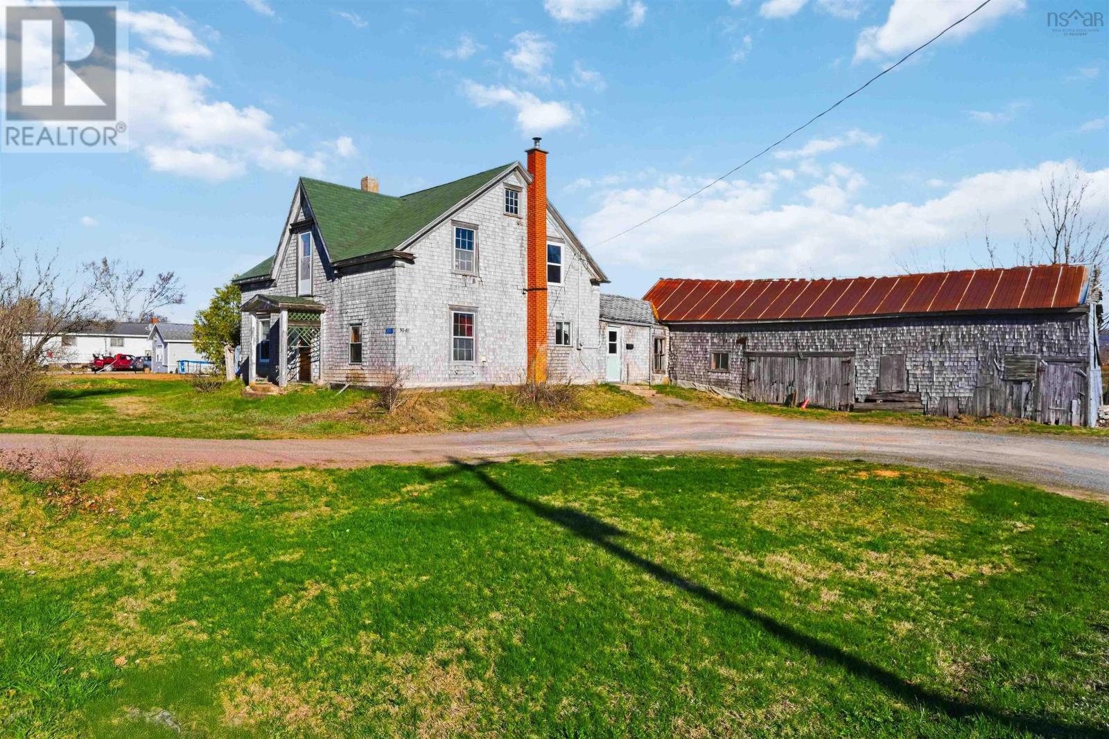 Property 13 of 14 of 3041 Highway 1