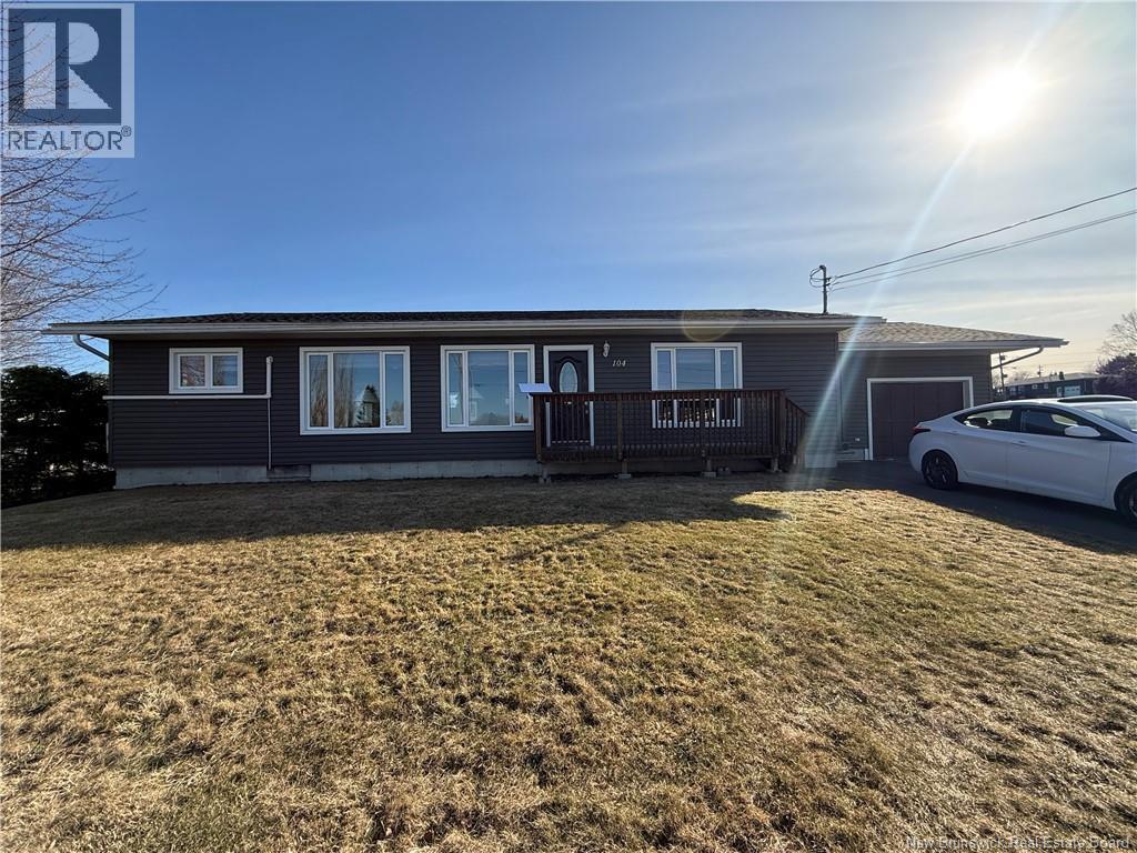 104 Mathieu Street - 2