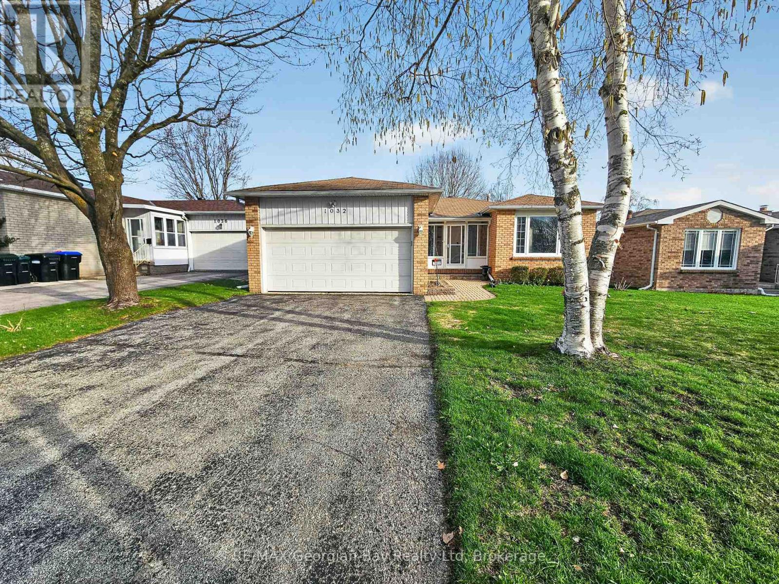 1032 DOMINION AVENUE - 1