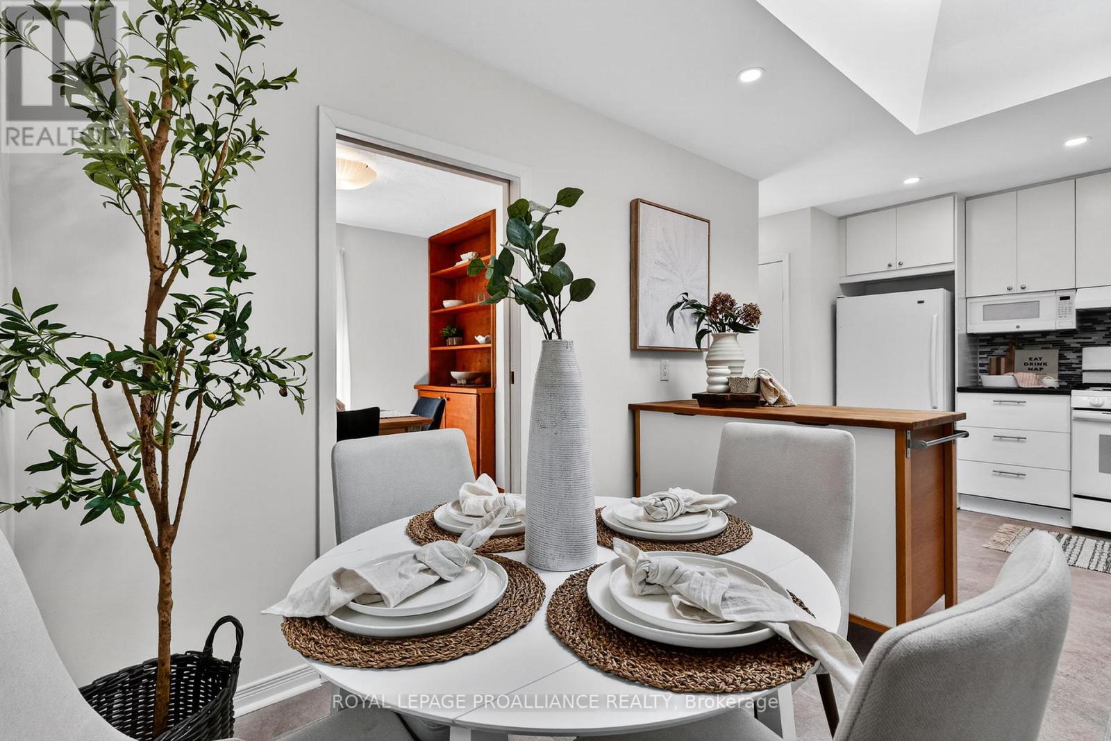 1 MEREDITH AVENUE - 12