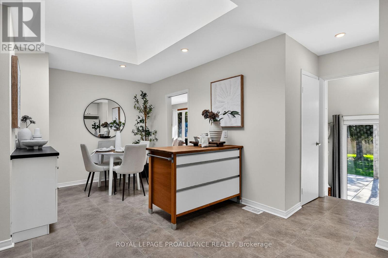 1 MEREDITH AVENUE - 17