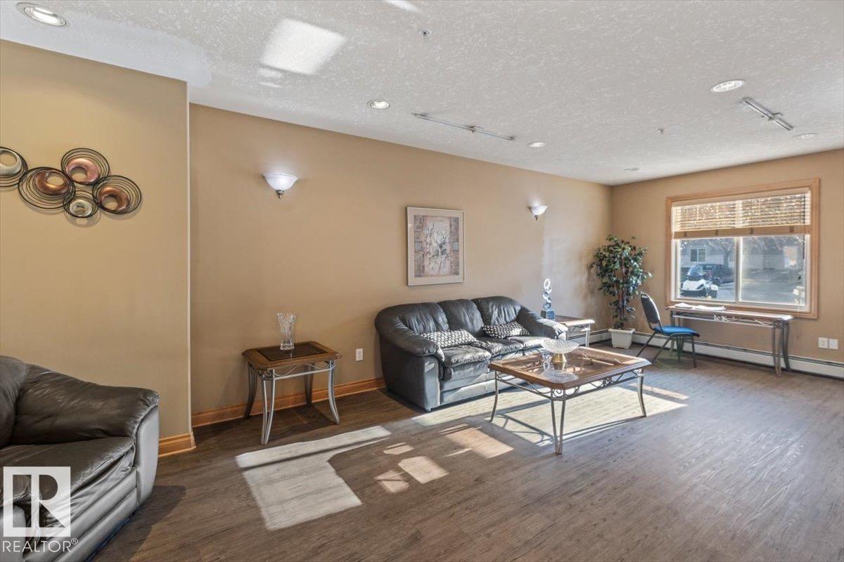 #111 78A MCKENNEY AV, St. Albert