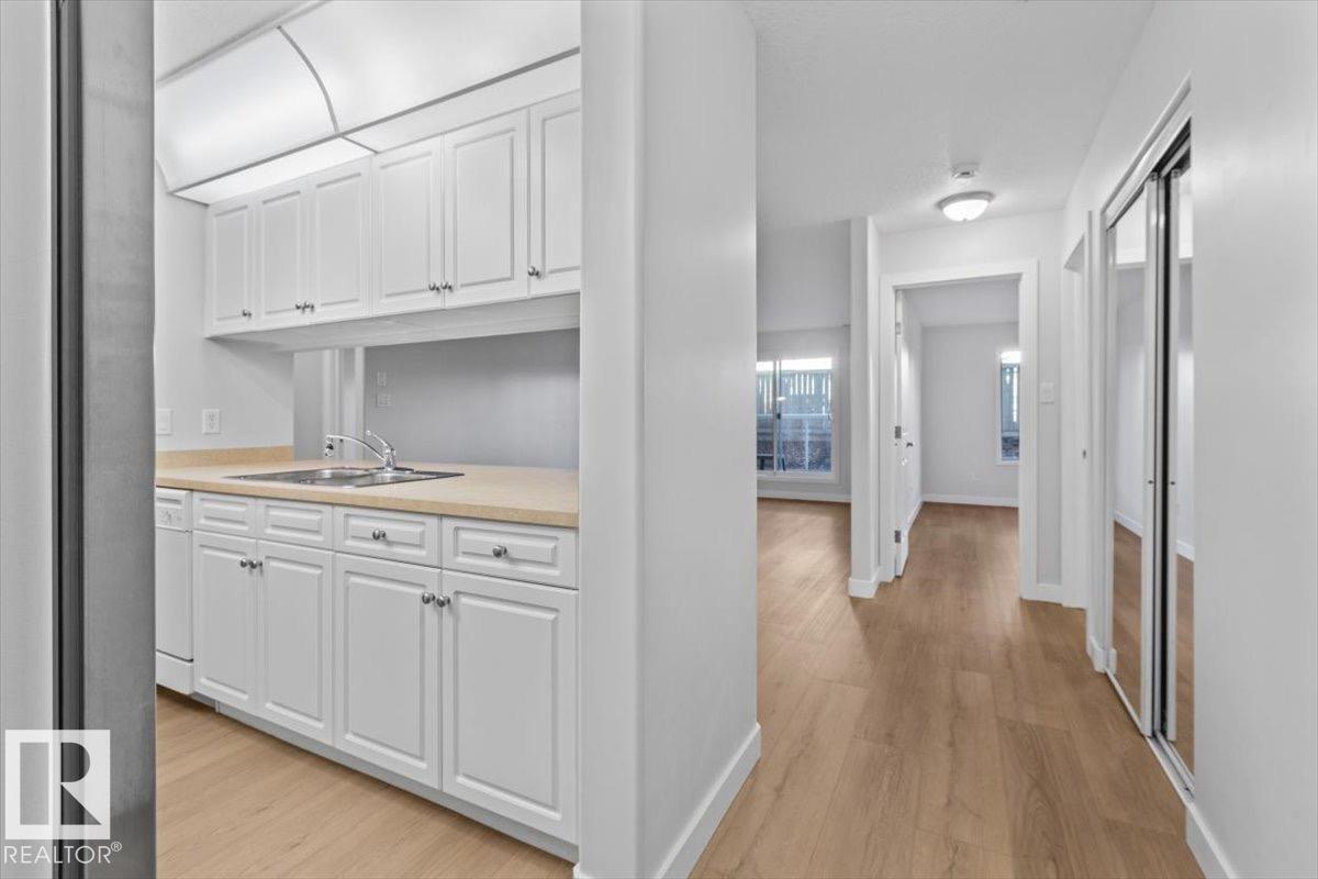 #111 78A MCKENNEY AV, St. Albert