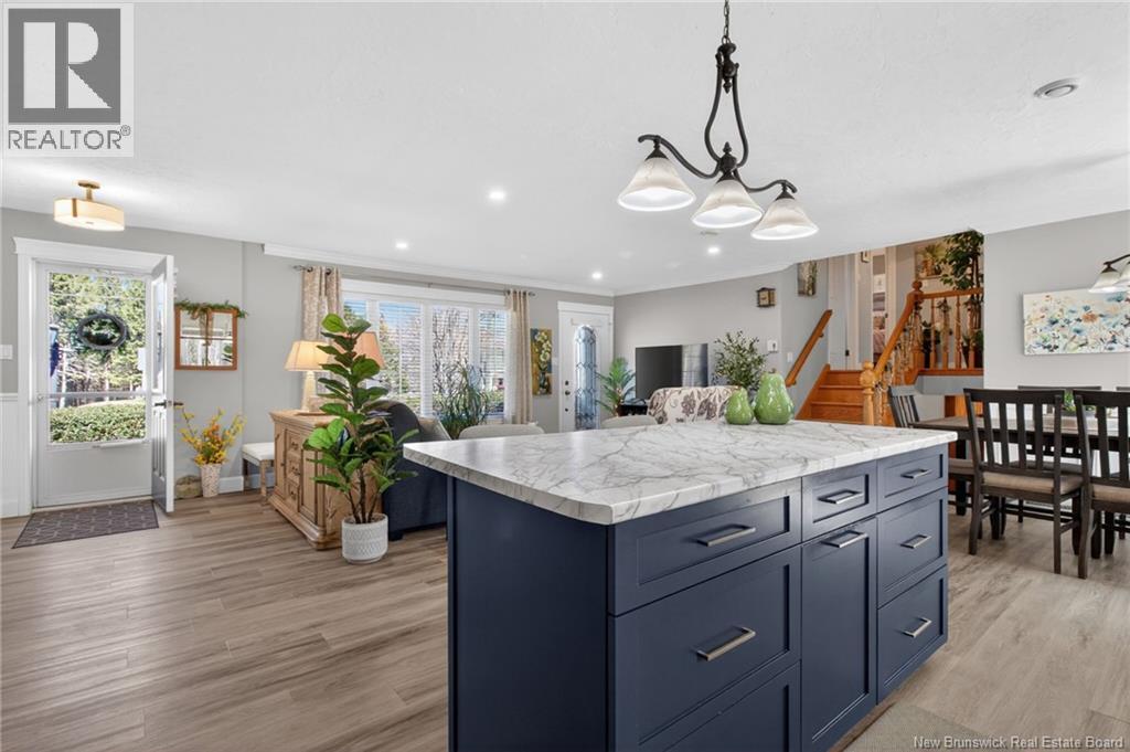 117 De L'Eglise Avenue - 10
