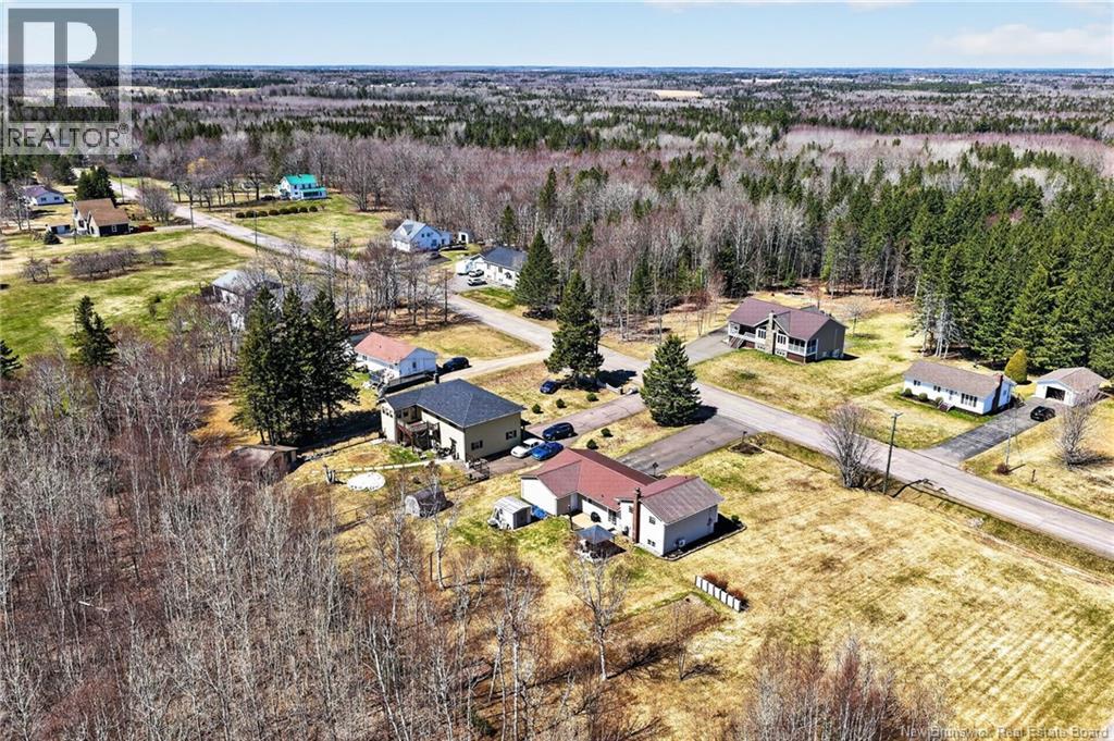 117 De L'Eglise Avenue - 48