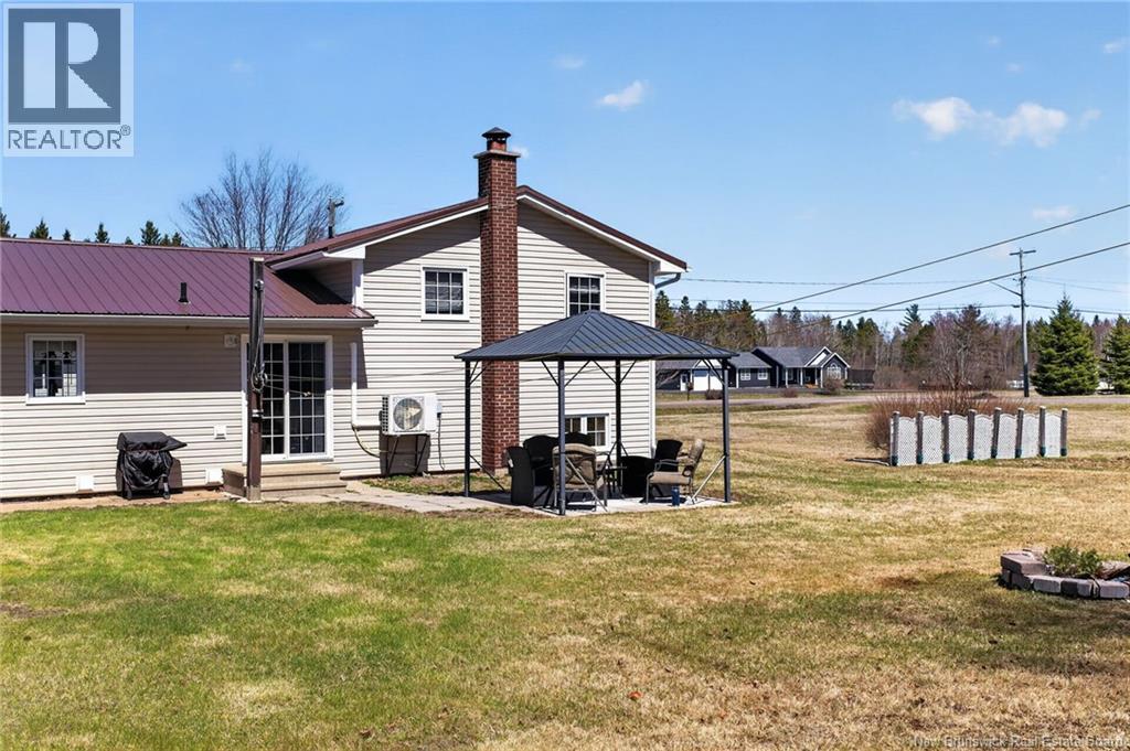 117 De L'Eglise Avenue - 38
