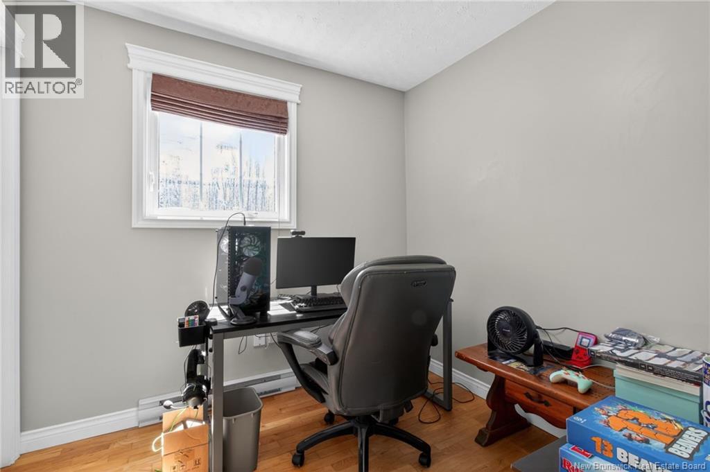 117 De L'Eglise Avenue - 19