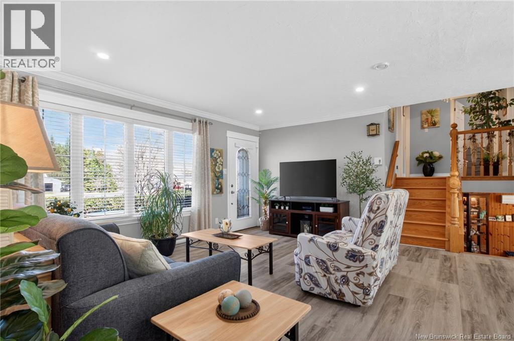 117 De L'Eglise Avenue - 12