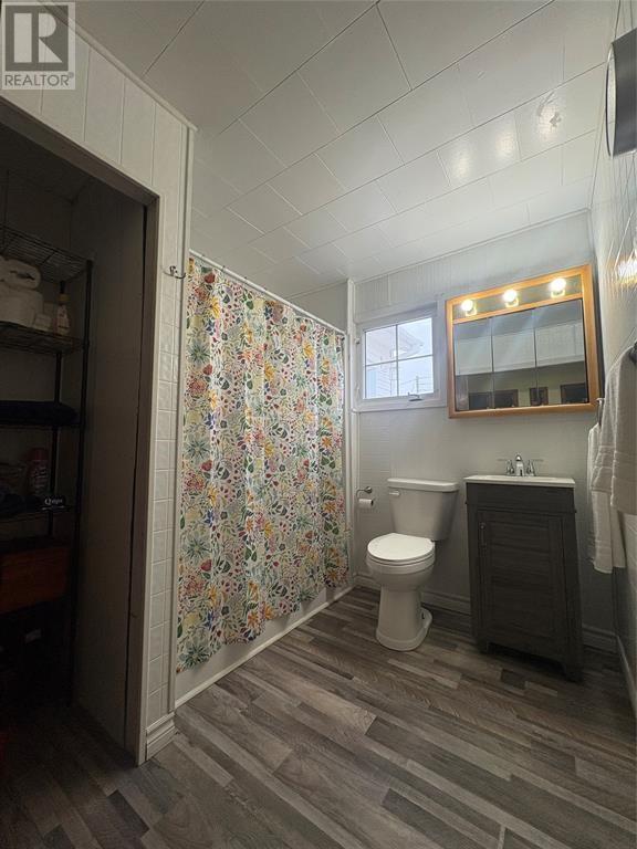 23A Foster-Ward Road - 25