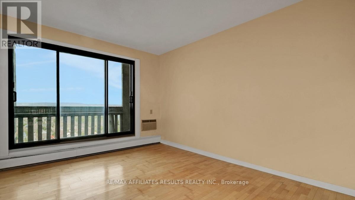 #2110 415 GREENVIEW AVENUE - 10