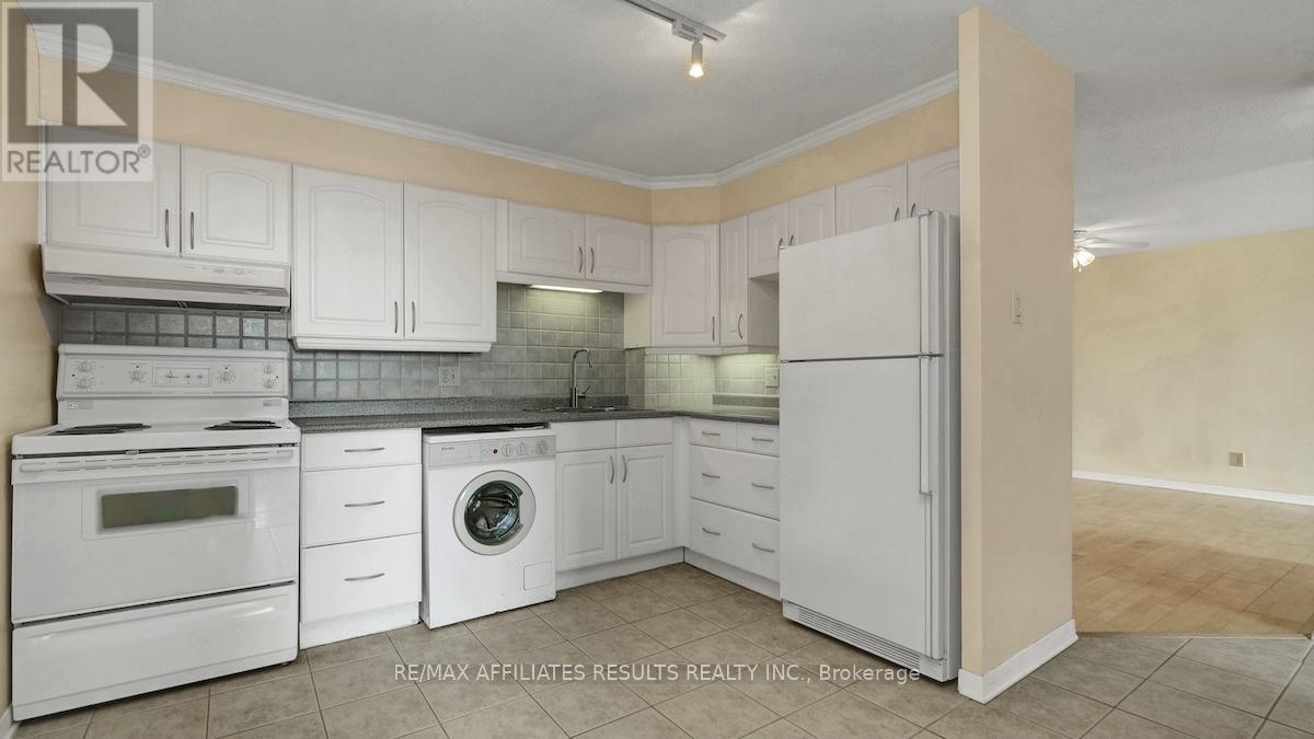 #2110 415 GREENVIEW AVENUE - 16