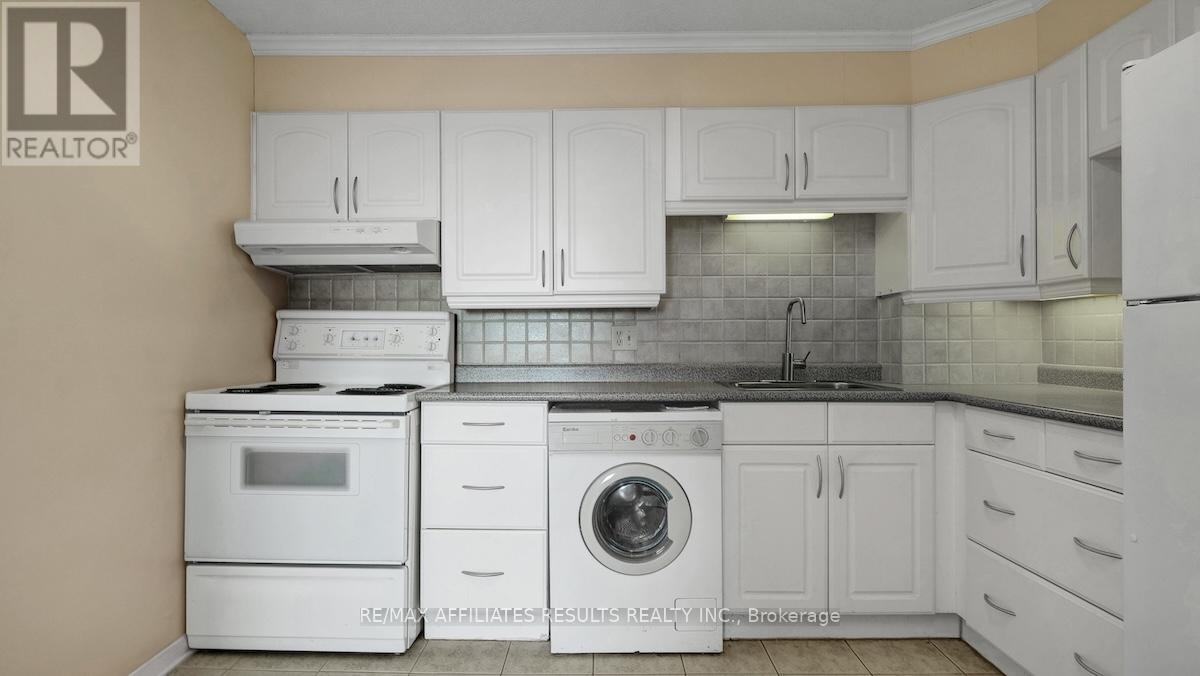 #2110 415 GREENVIEW AVENUE - 17
