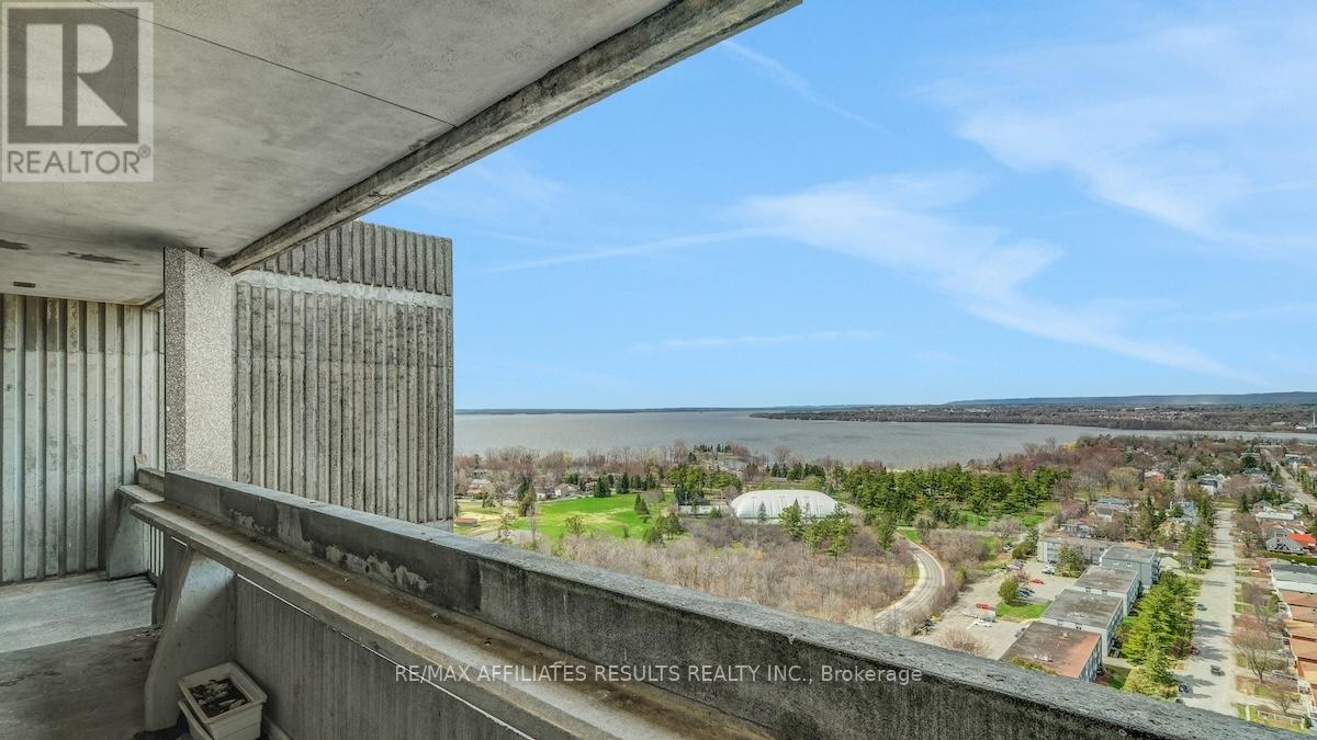 #2110 415 GREENVIEW AVENUE - 29