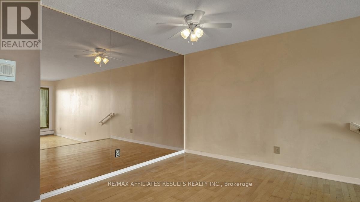 #2110 415 GREENVIEW AVENUE - 9