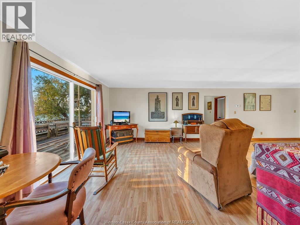 1166 FRONT ROAD South - 11