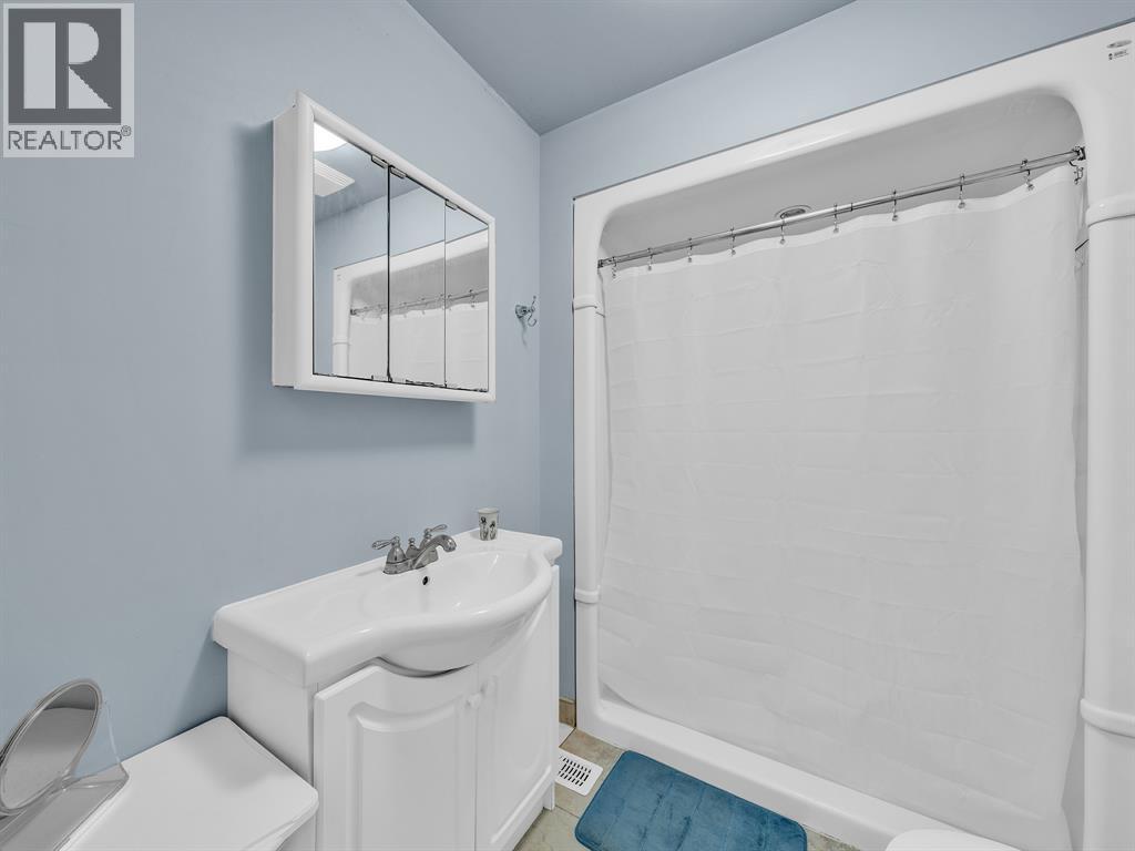 1166 FRONT ROAD South - 21