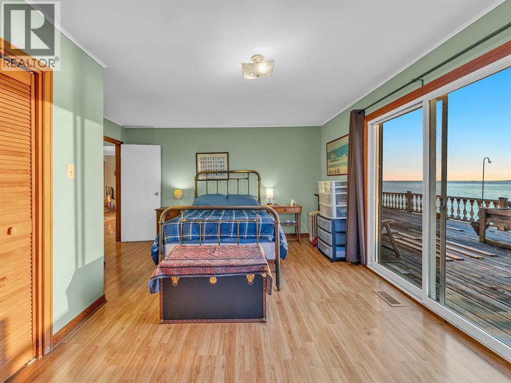 1166 FRONT ROAD South - 24
