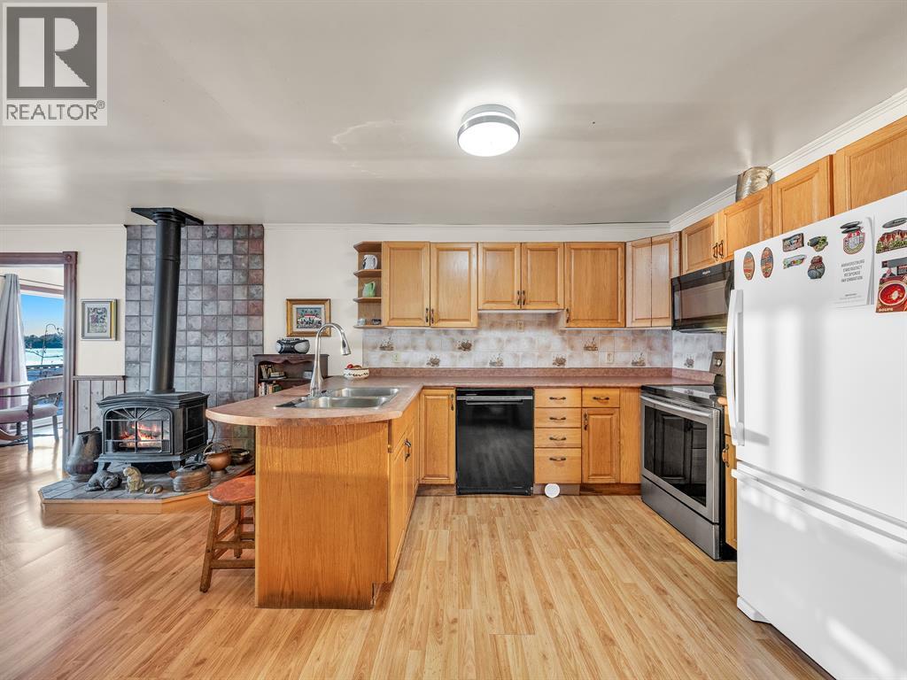 1166 FRONT ROAD South - 27