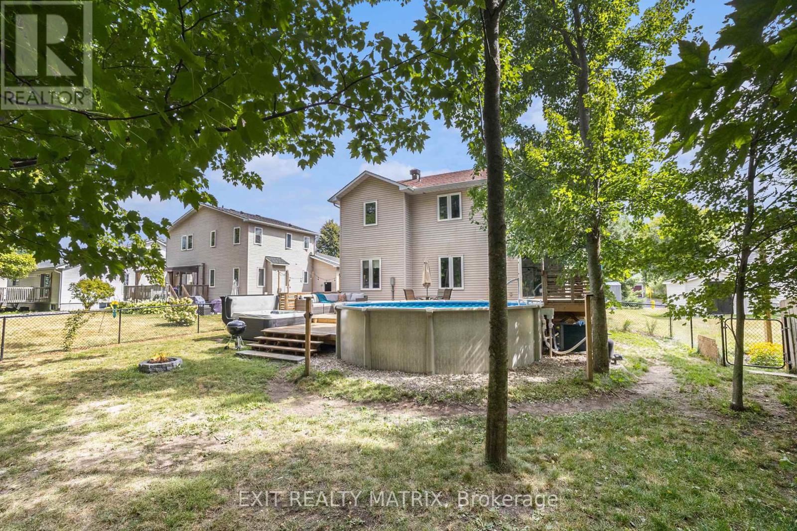 563 LOUCKS DRIVE - 27