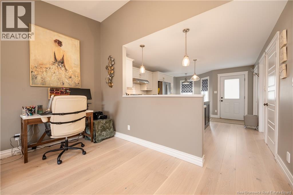 56 Golden Street - 13