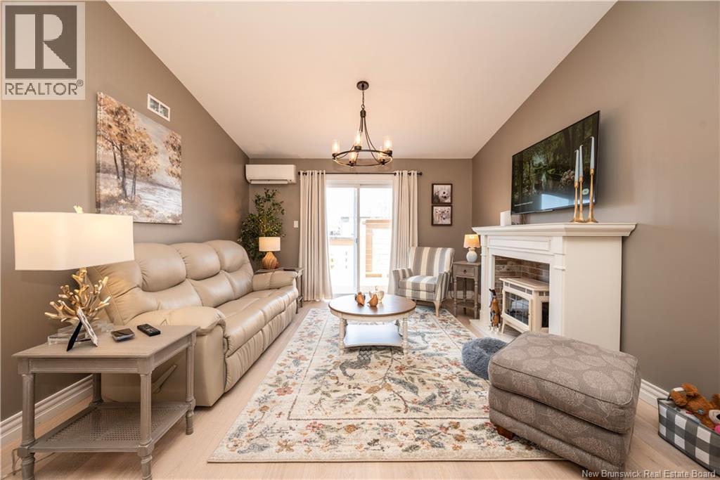56 Golden Street - 16