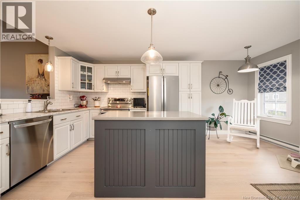 56 Golden Street - 11