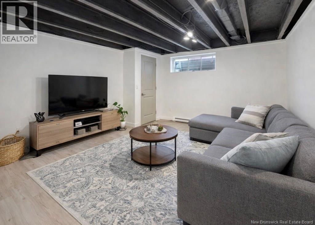 56 Golden Street - 28